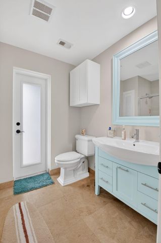 5800 NE 7th Avenue, Boca Raton, FL 33487