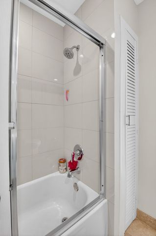 5800 NE 7th Avenue, Boca Raton, FL 33487