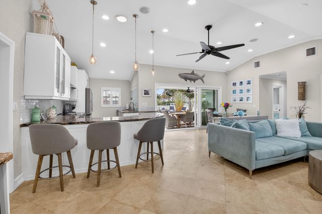 5800 NE 7th Avenue, Boca Raton, FL 33487