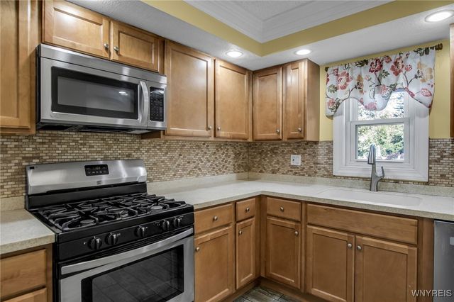 8732 Pershing Avenue, Niagara Falls, NY 14304