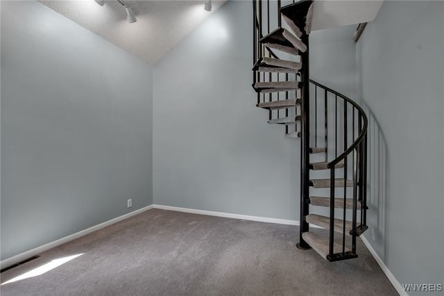 8732 Pershing Avenue, Niagara Falls, NY 14304