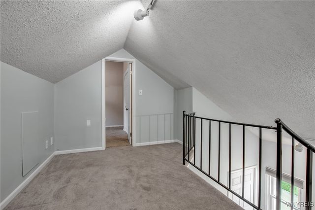 8732 Pershing Avenue, Niagara Falls, NY 14304