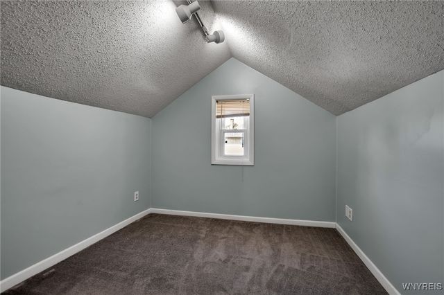 8732 Pershing Avenue, Niagara Falls, NY 14304