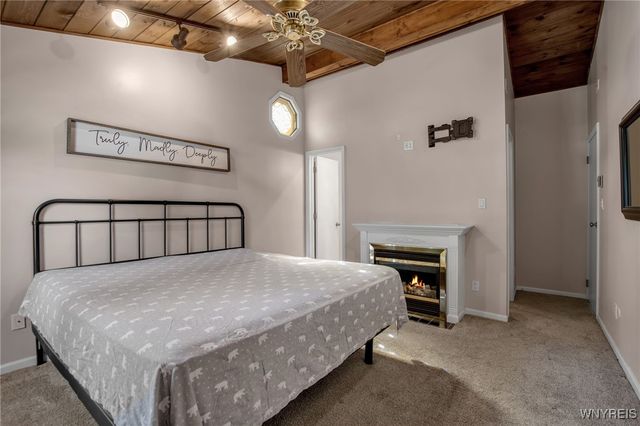 8732 Pershing Avenue, Niagara Falls, NY 14304