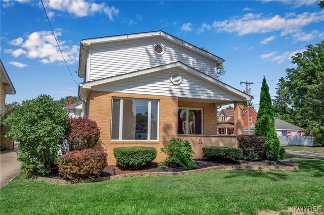 8732 Pershing Avenue, Niagara Falls, NY 14304