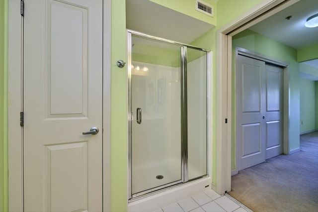 175 Cottage St 504, Chelsea, MA 02150