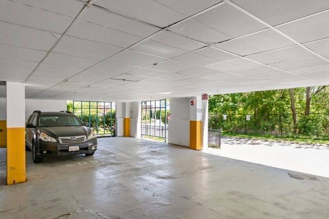 175 Cottage St 504, Chelsea, MA 02150