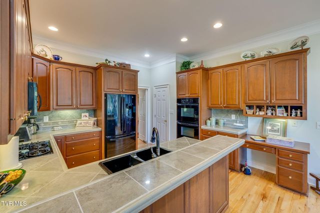 9 Dove Tree Lane, Jonesborough, TN 37659