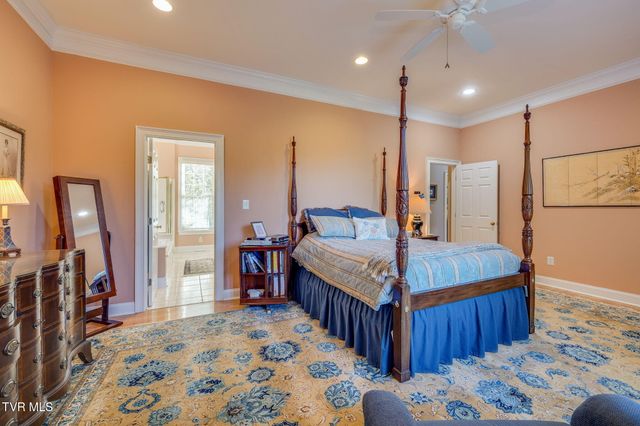 9 Dove Tree Lane, Jonesborough, TN 37659