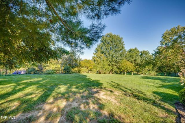 9 Dove Tree Lane, Jonesborough, TN 37659