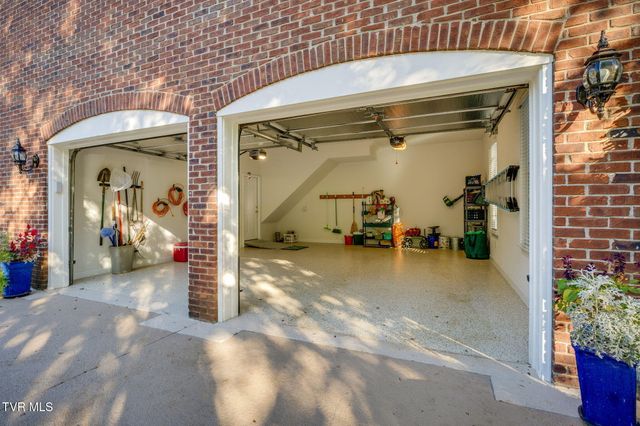 9 Dove Tree Lane, Jonesborough, TN 37659