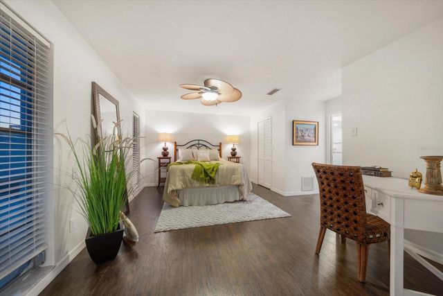 14922 CROWN DRIVE, Largo, FL 33774