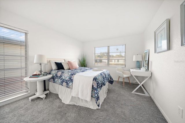 14922 CROWN DRIVE, Largo, FL 33774