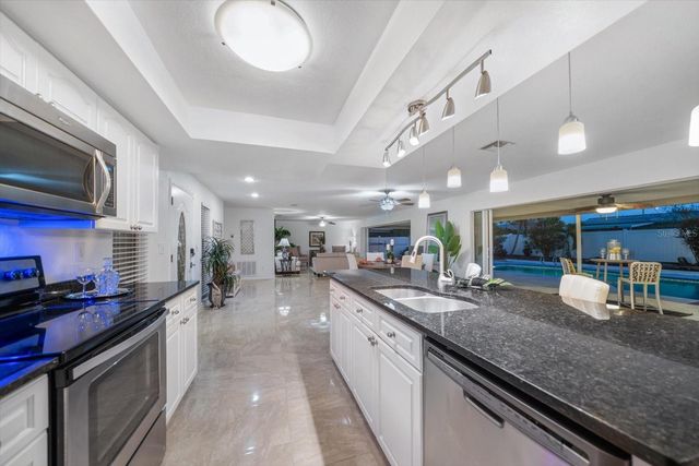 14922 CROWN DRIVE, Largo, FL 33774