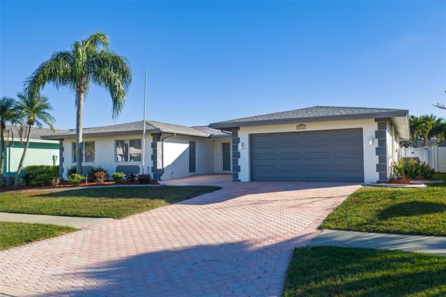 14922 CROWN DRIVE, Largo, FL 33774