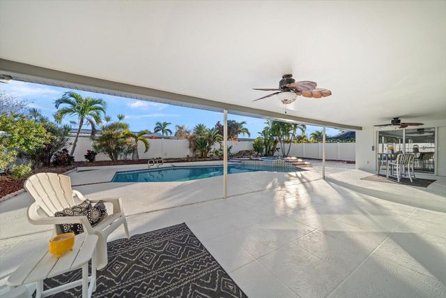 14922 CROWN DRIVE, Largo, FL 33774