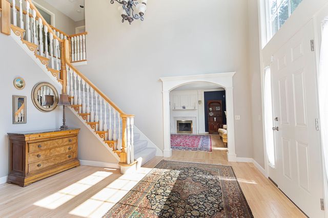 9 Fieldstone Dr, Shrewsbury, MA 01545
