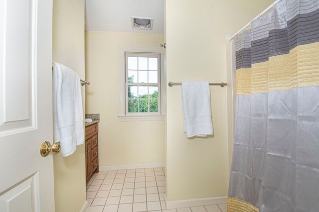 9 Fieldstone Dr, Shrewsbury, MA 01545