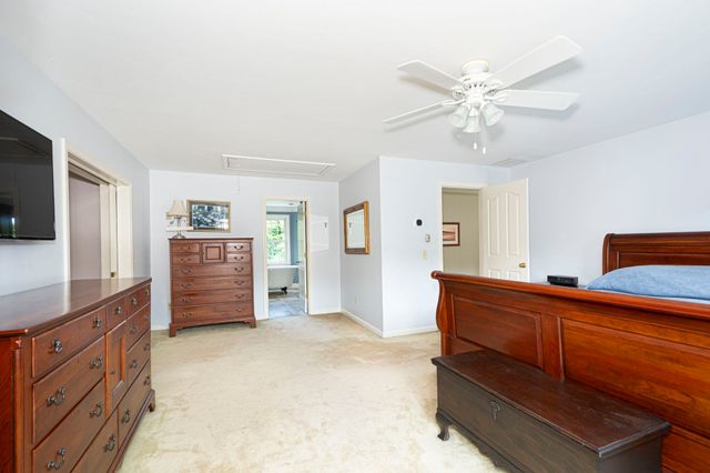 9 Fieldstone Dr, Shrewsbury, MA 01545