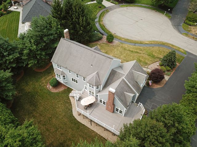 9 Fieldstone Dr, Shrewsbury, MA 01545