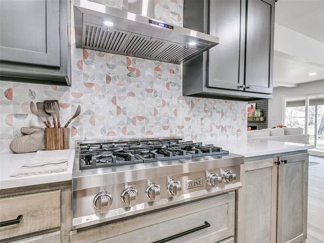 11804 Somerville Drive, Yukon, OK 73099