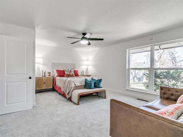 11804 Somerville Drive, Yukon, OK 73099