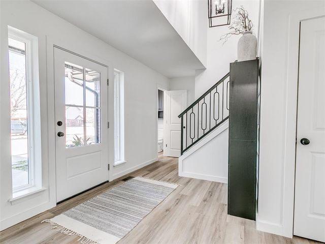 11804 Somerville Drive, Yukon, OK 73099