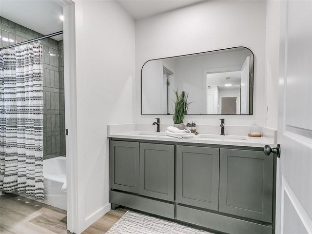 11804 Somerville Drive, Yukon, OK 73099