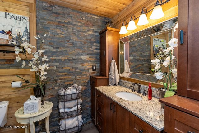 633 Lilac Lane, Vass, NC 28394