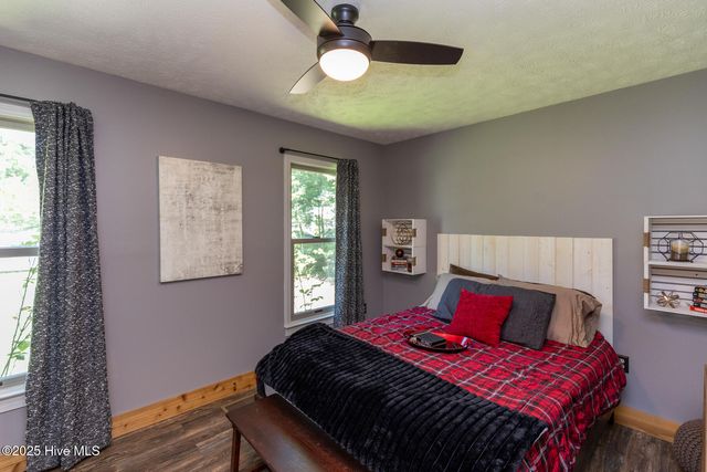 633 Lilac Lane, Vass, NC 28394