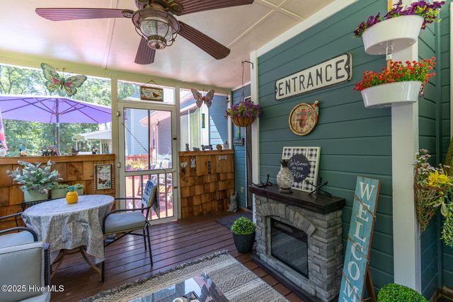 633 Lilac Lane, Vass, NC 28394