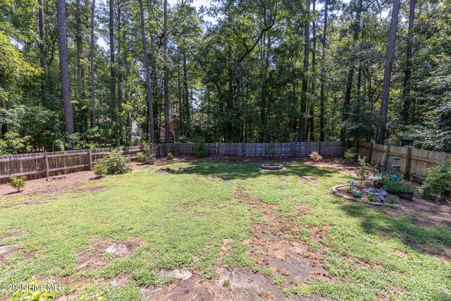 633 Lilac Lane, Vass, NC 28394