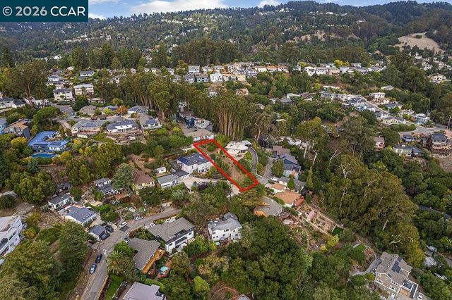 4445 Arcadia, Oakland, CA 94602