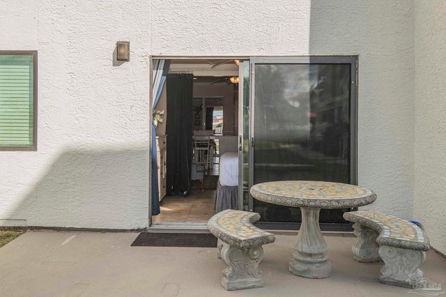 7453 Sunset Harbor Dr 102, Navarre Beach, FL 32566