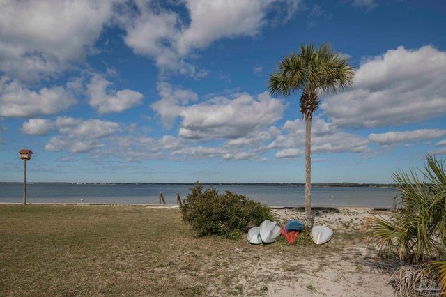 7453 Sunset Harbor Dr 102, Navarre Beach, FL 32566