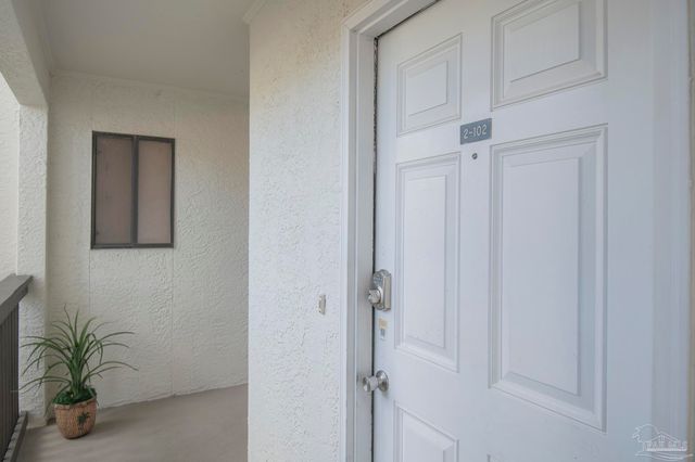 7453 Sunset Harbor Dr 102, Navarre Beach, FL 32566
