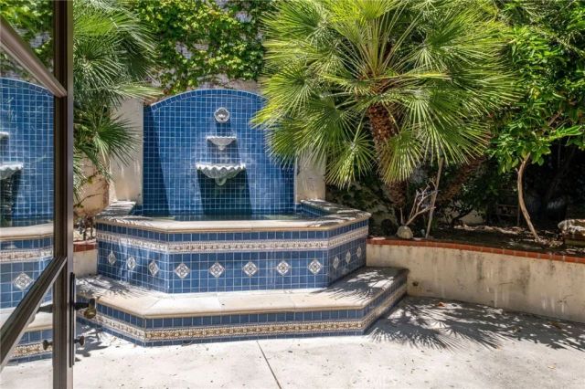 1345 Indiana, South Pasadena, CA 91030