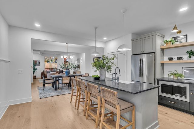 827B Delmas Ave, Nashville, TN 37216