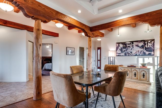 8 Camino De Rey Circle, Santa Fe, NM 87507