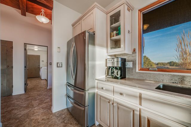 8 Camino De Rey Circle, Santa Fe, NM 87507