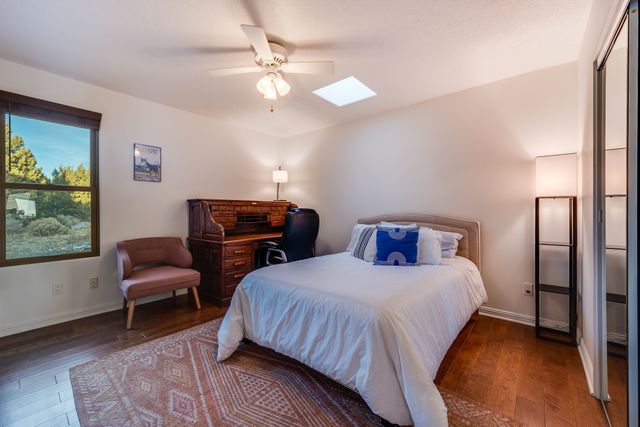 8 Camino De Rey Circle, Santa Fe, NM 87507