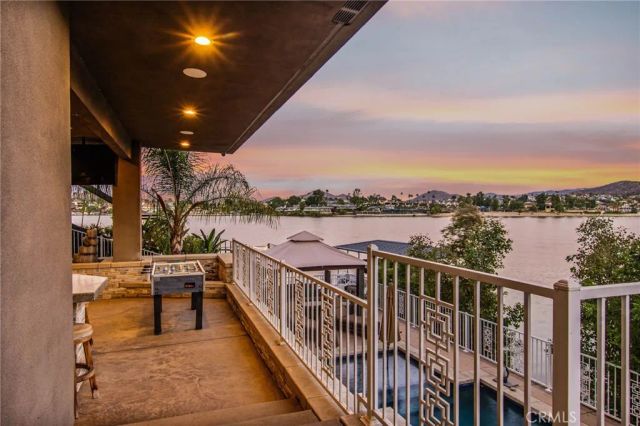 29743 Buggywhip Court, Canyon Lake, CA 92587