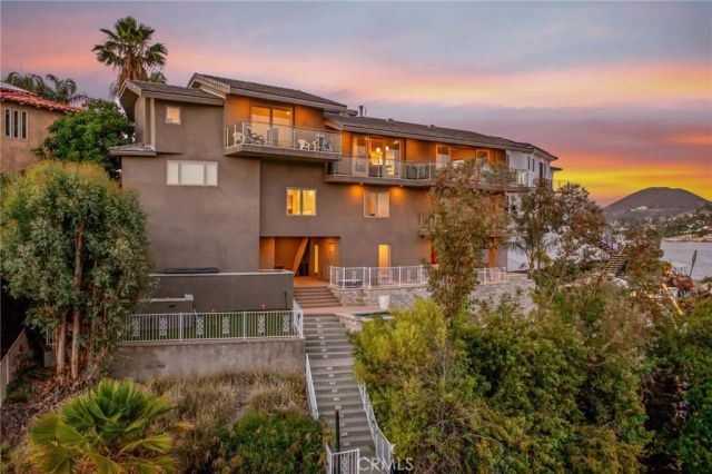 29743 Buggywhip Court, Canyon Lake, CA 92587