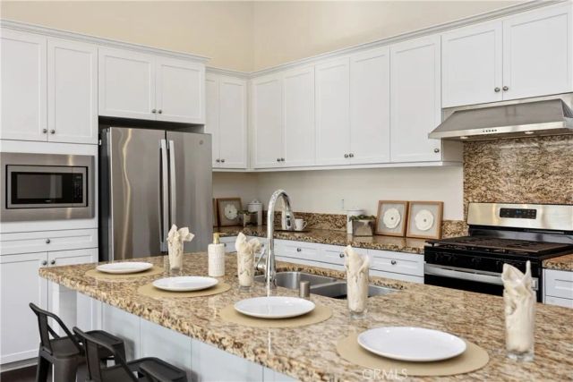 86 Mayfair, Irvine, CA 92620