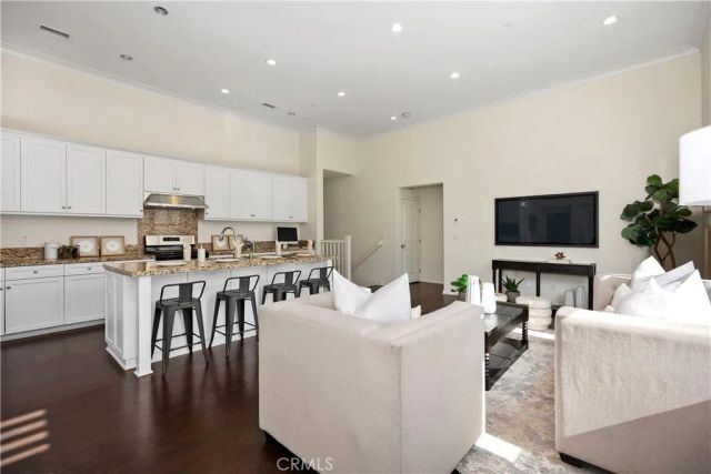 86 Mayfair, Irvine, CA 92620