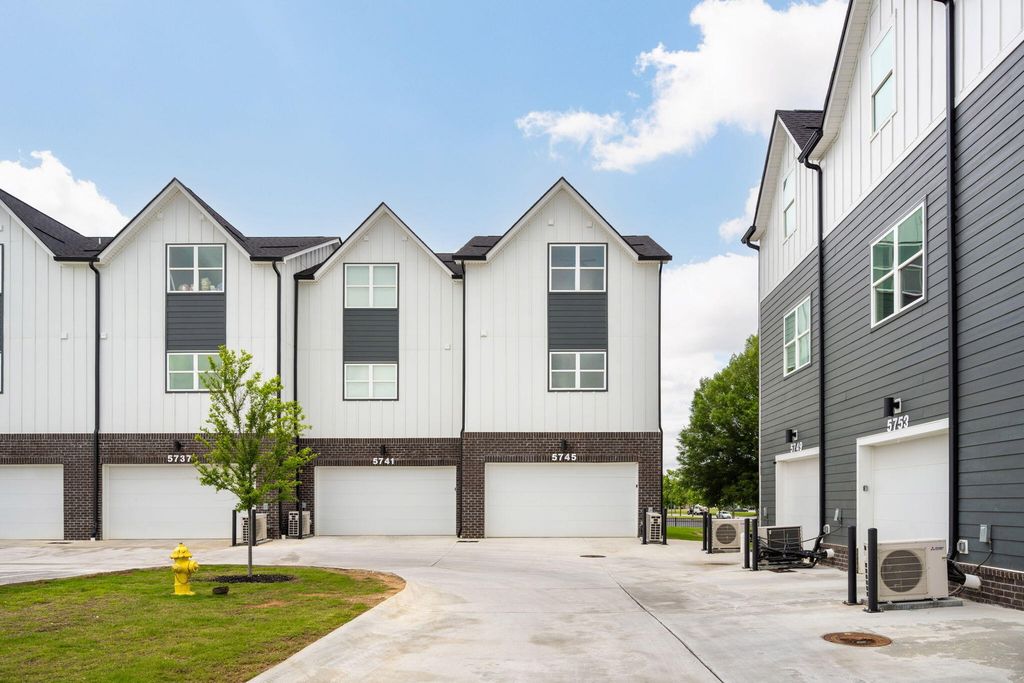 5753 Sofias Circle, Chattanooga, TN 37411