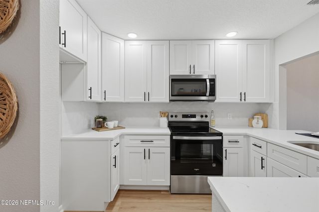 10 PONTE VEDRA COURT Court D, Ponte Vedra Beach, FL 32082