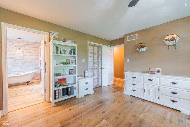 5015 Maple Grove Road, Martinsville, IN 46151