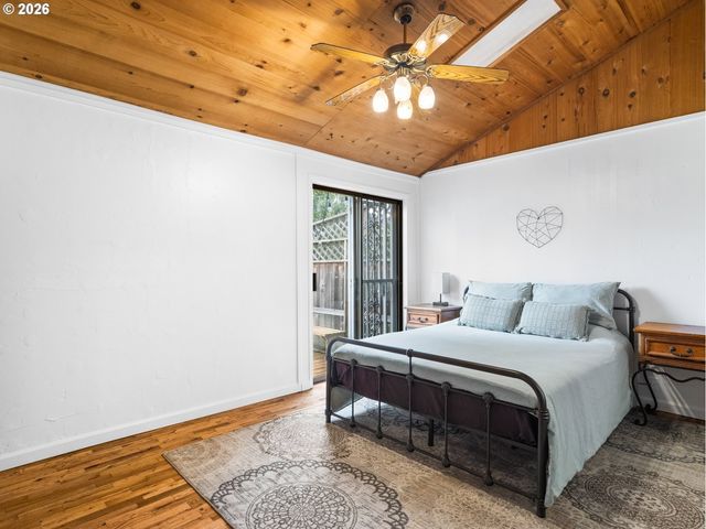 321 Se 108TH Ave, Portland, OR 97216