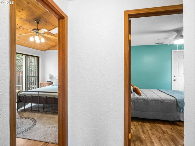 321 Se 108TH Ave, Portland, OR 97216